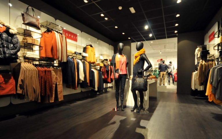Vêtements pour femme au canada