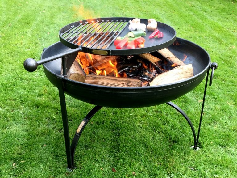 Barbecues portatifs à charbon de bois